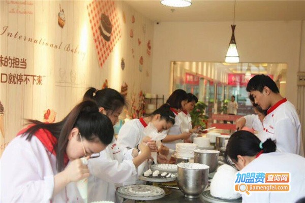新皇家烘焙培训加盟
