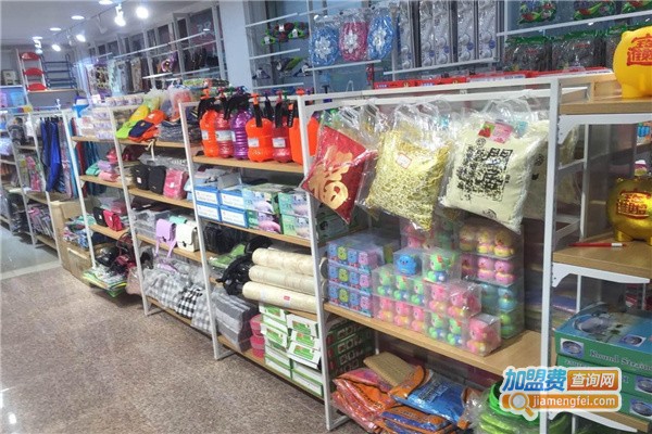 进口小商品百货加盟_加盟进口小商品百货，利润丰厚赚得多！