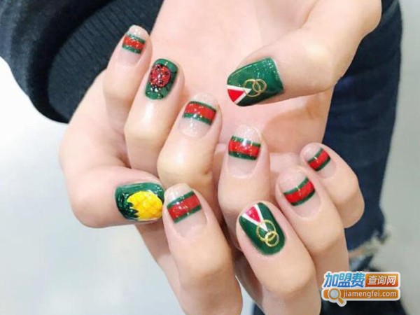 美甲培训学校加盟费