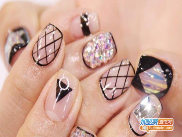 美甲培训学校加盟费