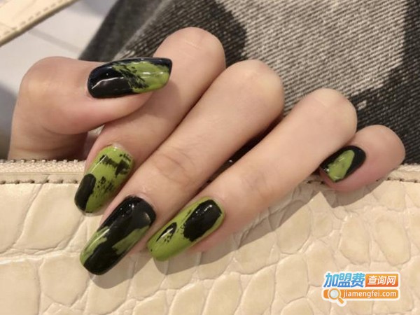 甲壳虫美甲店加盟费要多少？来了解甲壳虫美甲店投资费用明细！
