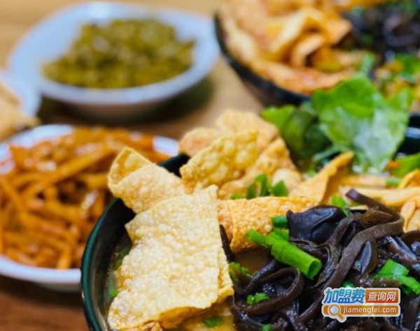 臭哥儿螺蛳粉加盟费