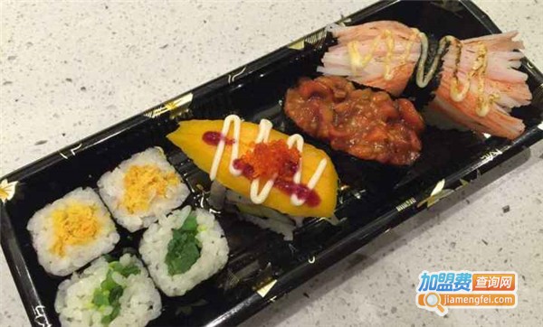 吉啦啦回转寿司加盟费