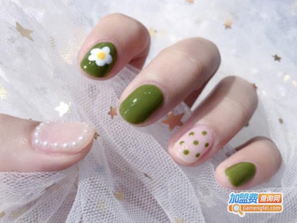 白鹤美甲加盟费