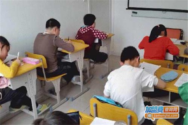 小学生作文班