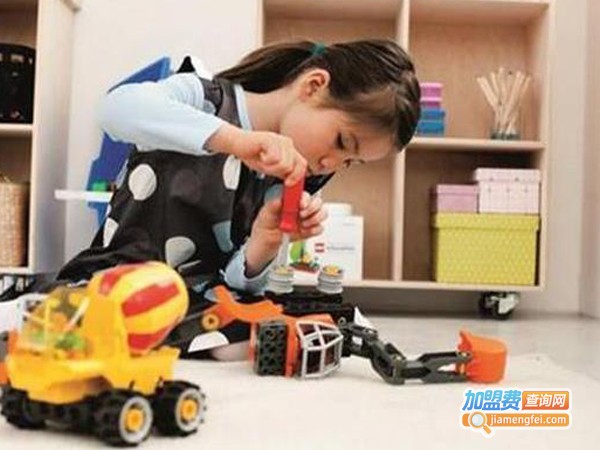 幼儿机器人教育加盟