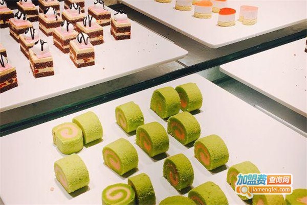 自助甜品店加盟费