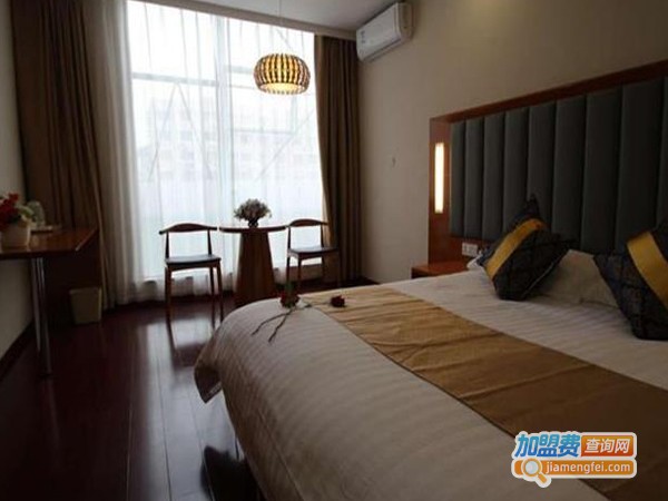 锐思特连锁酒店加盟费