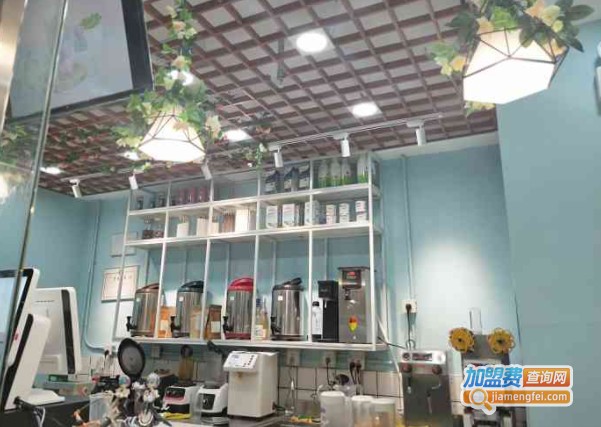 小叶曲奶茶加盟费