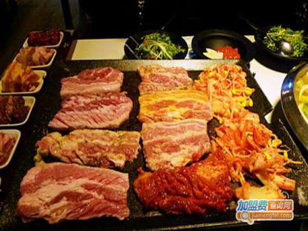 【韩国纸上烤肉馆加盟】加盟韩国纸上烤肉馆轻松赚钱当老板！