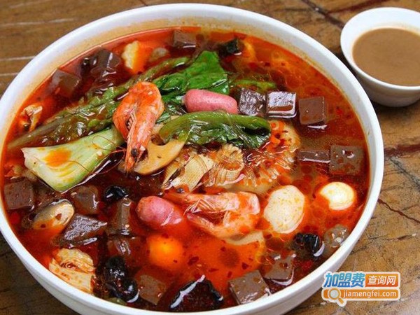 捞拉麻辣烫加盟费