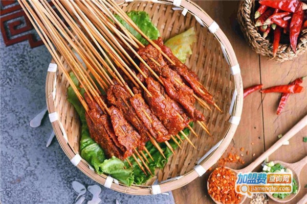 门口小扁担串串香加盟费