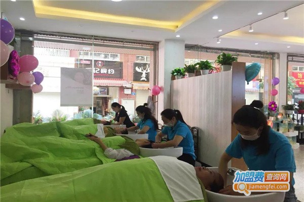 白发脱发养发馆加盟费是多少钱？