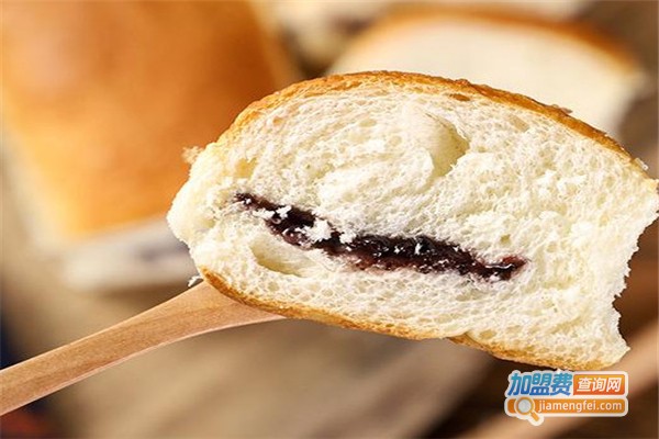 红叶面包店加盟费