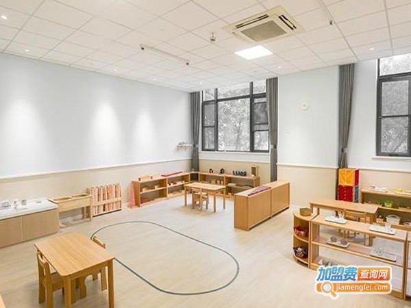 咿呀宝贝早教加盟费