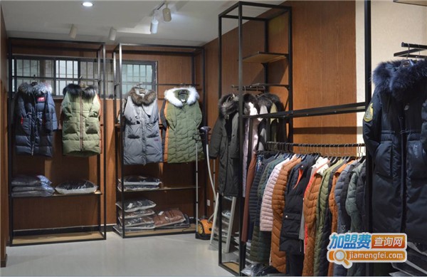 50元女装工厂店