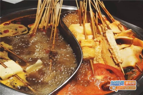 屋檐串串火锅加盟