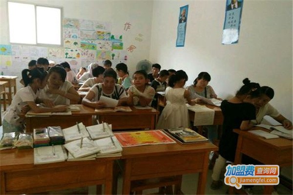 爱心小饭桌加盟