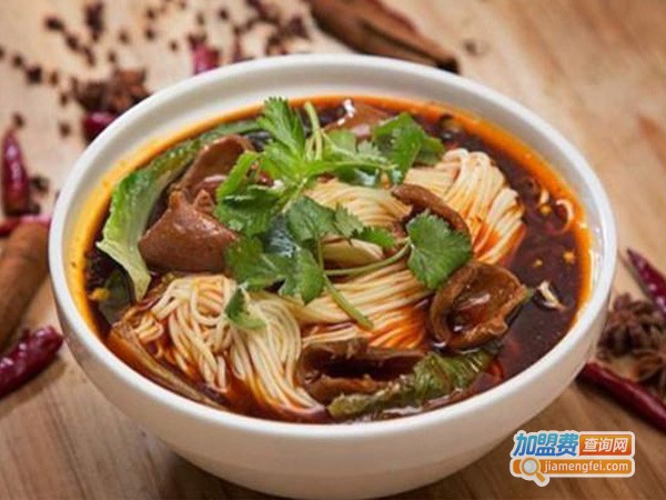 俏阿郎私房牛肉面加盟费