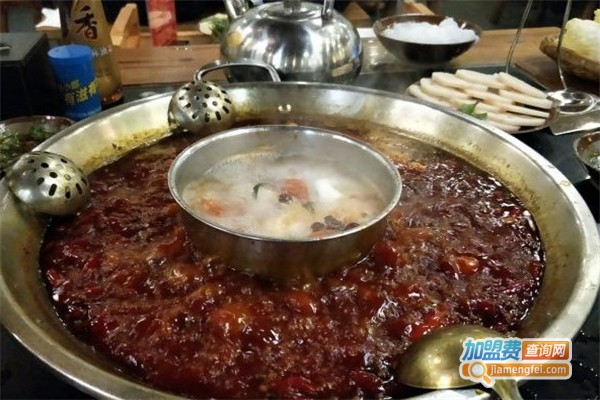 醉山城重庆老火锅加盟费