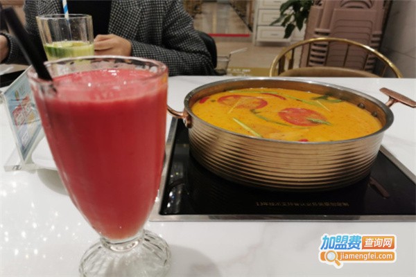 泰香柠新泰式火锅加盟