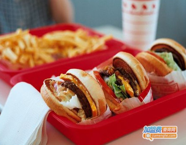 小堡家族加盟费