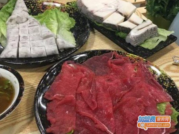 鑫百信硬啃酱骨火锅加盟费