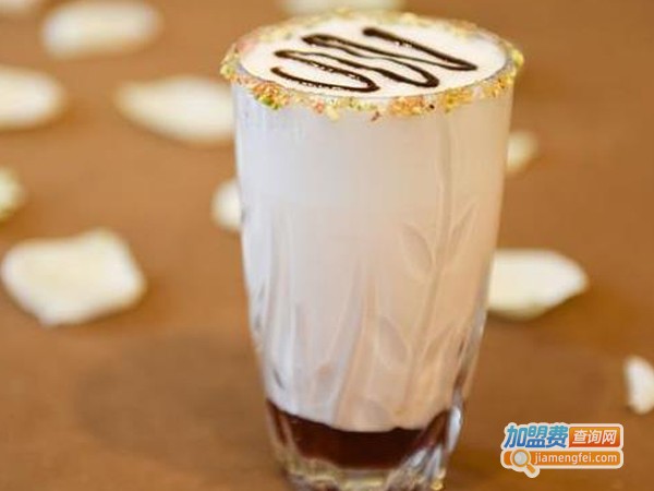杯茗奶茶