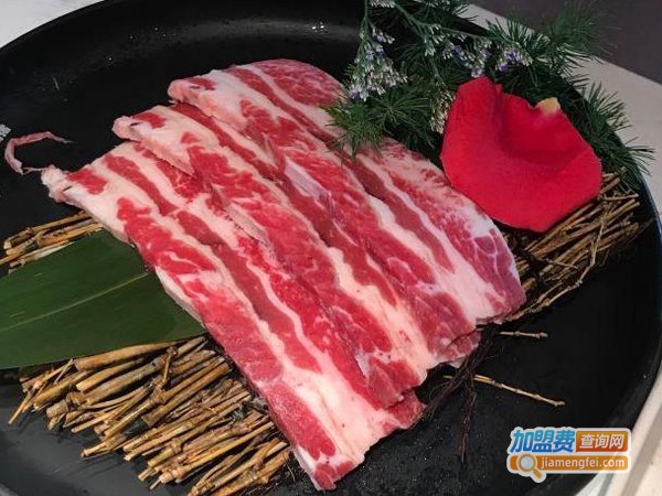 黑猪烤肉加盟费多少钱？