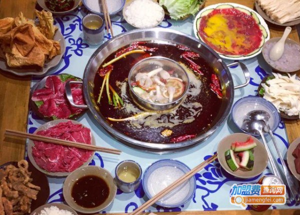 龙院老火锅加盟费