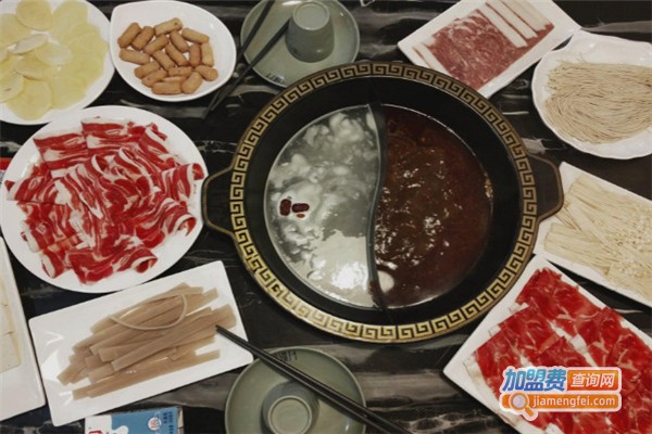 辣月火锅加盟费