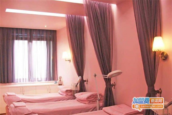 兰荻思美容院加盟