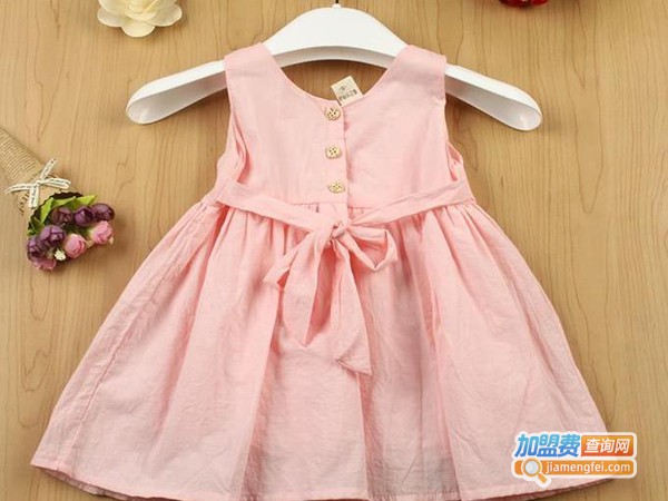 啊啊乐童装加盟费