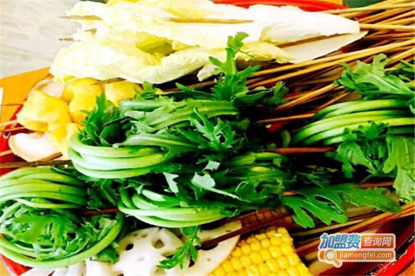 嵘嵘串串香加盟费