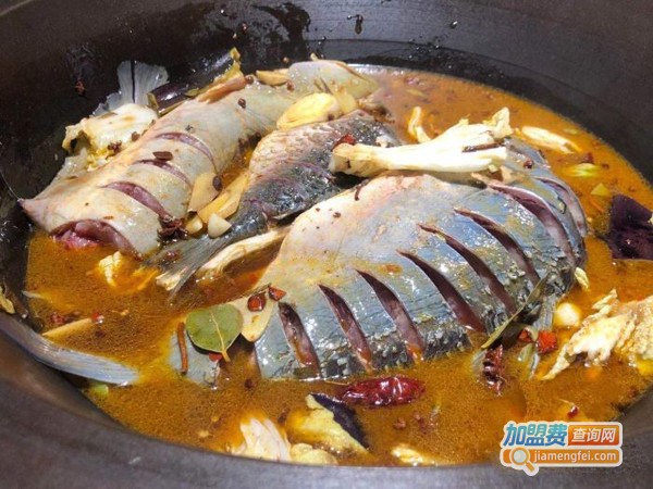 江河屯铁锅炖加盟费