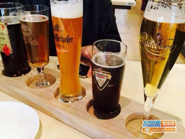 兰巴赫西餐啤酒坊加盟费