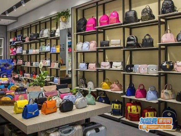 【箱包店加盟】开箱包店加盟店让您轻松赚钱！