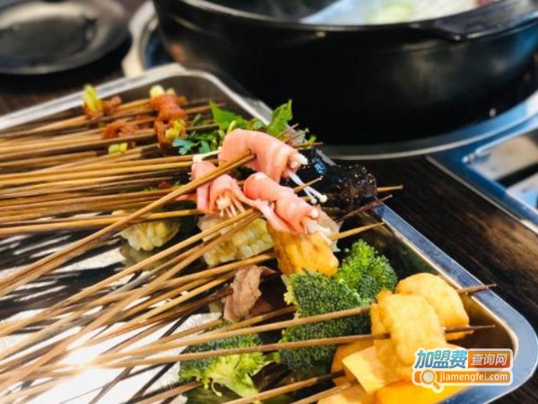 九条巷小郡肝串串香