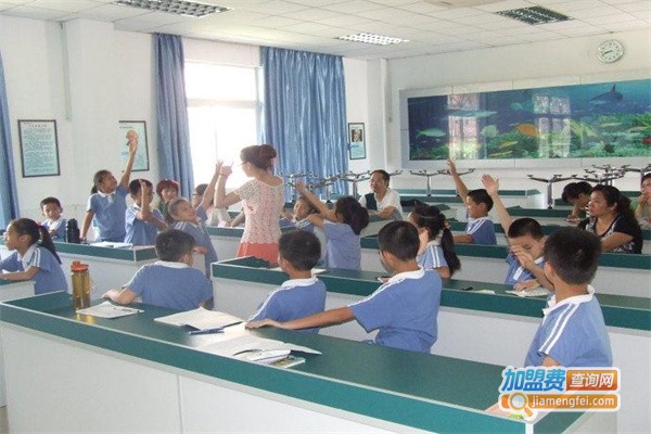 小学生作文机构加盟