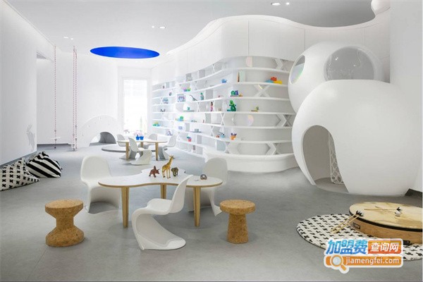 高端早教中心加盟费