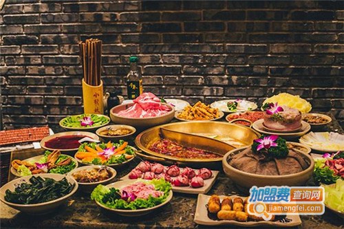 小龙坎火锅加盟费用