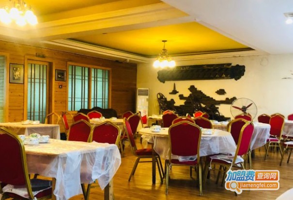 国土乡村菜馆·六扇门加盟费