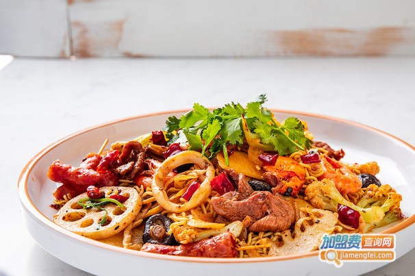 嘎嘎的香锅麻辣烫加盟费