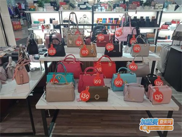 啄木鸟皮具加盟费