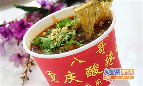 八哥酸辣粉加盟