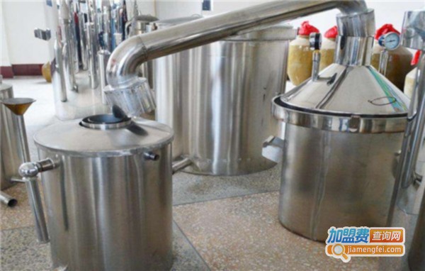 酒源酿酒设备加盟费