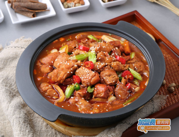 宋小七石锅鸡米饭加盟费