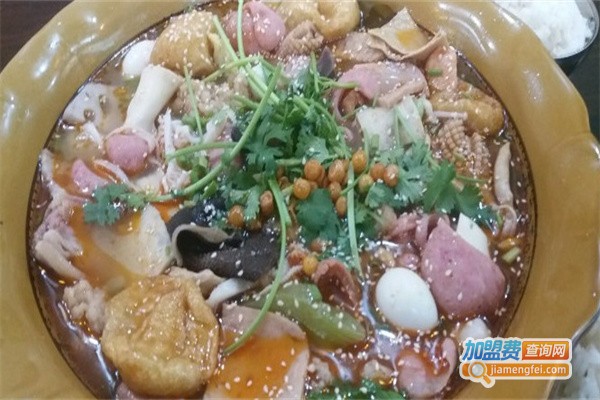 渔小白冒菜加盟