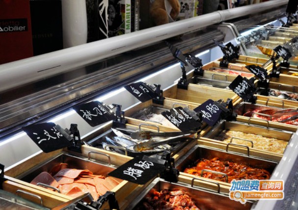 嗨吃围炉海鲜烤肉自助餐加盟费