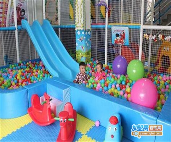 儿童益智玩具体验馆加盟费